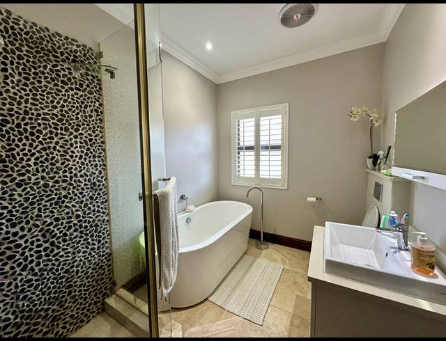 4 BEDROOM HOUSE FOR SALE IN MZINGAZI GOLF ESTATE